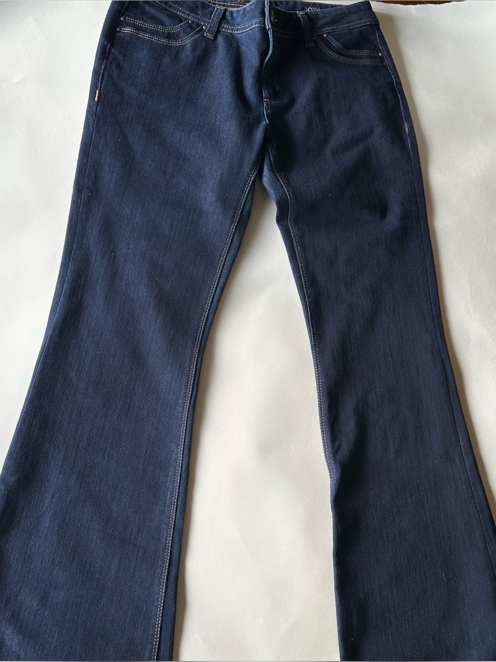 DL1961 Roxy Kick Flare Jeans Dark Indigo Size 30 | 4-Way Stretch‎ Premium Denim